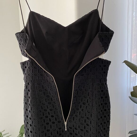 NICHOLAS Eyelet Lace Cut Out Black Midi Dress, Size 4 - Picture 11 of 11